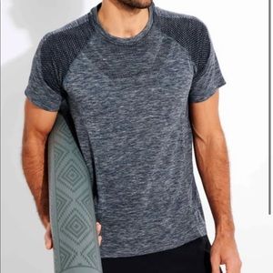 Alo Yoga Amplify Seamless Short Sleeve Navy Large
